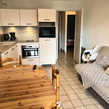 Apartmán La Yole - T3 Proche Place Du Marche Mae-7401 *